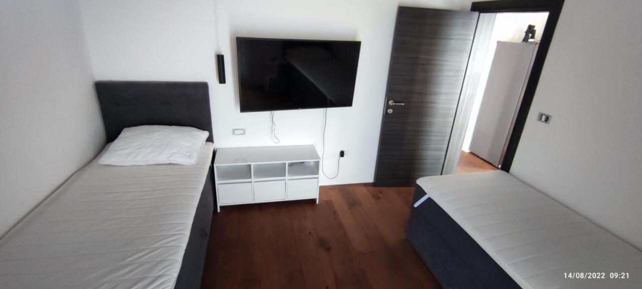 Rift Luxury Apartments Marusici  Exterior foto
